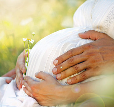 Schwangere Frau - Baby im Mutterleib Heilung mit ThetaHealing